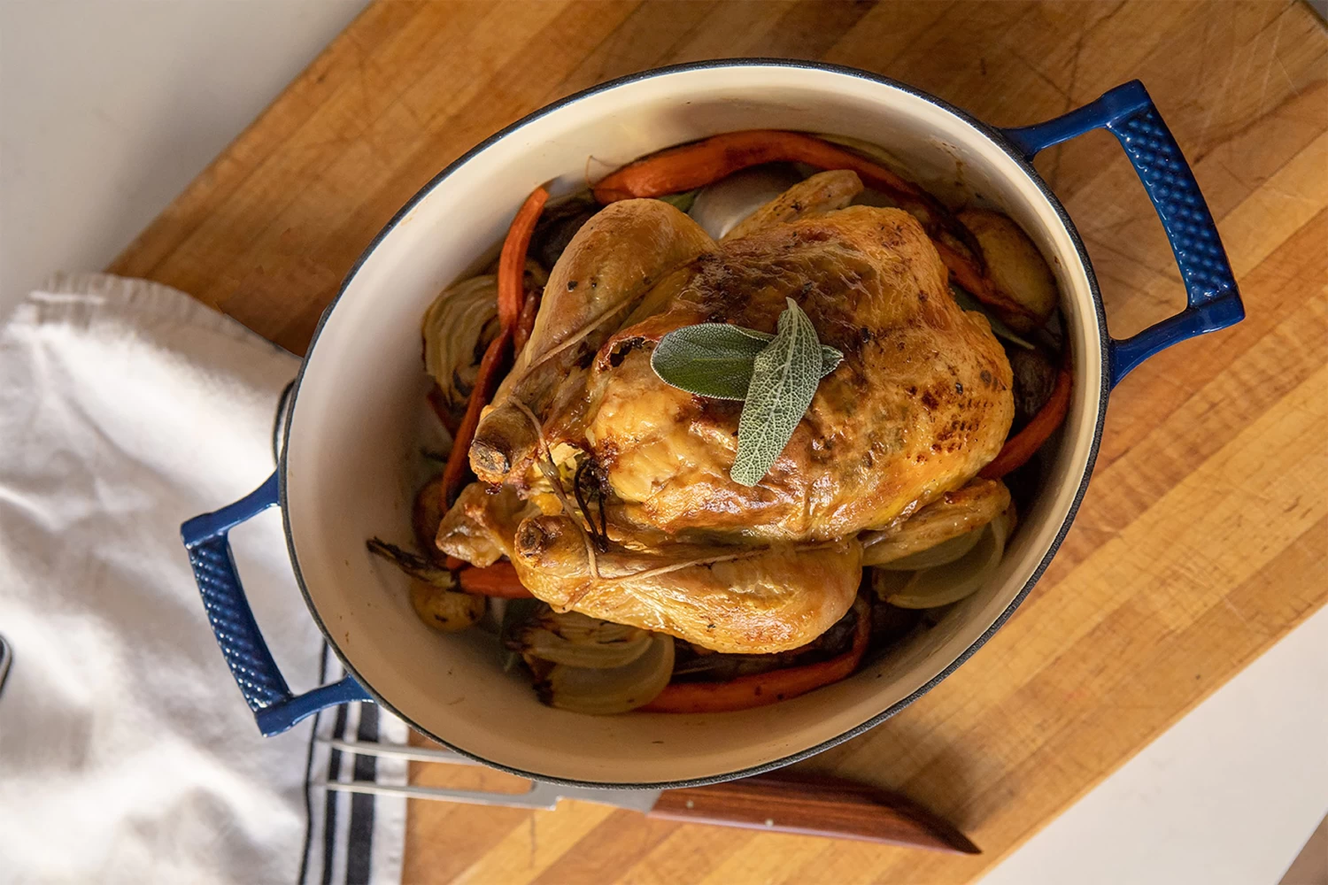 Saveur Selects Braadpan Ovaal Voyage - Classic Blue - ø 30 Cm - Geëmailleerde Anti-aanbaklaag 4 Saveur Selects Braadpan Ovaal Voyage - Classic Blue - ø 30 Cm - Geëmailleerde Anti-aanbaklaag - Afbeelding 4