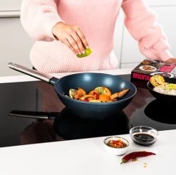 Westinghouse Pannenset Performance - Blauw - 8 Pannen - Complete Pannenset - Inductie En Alle Andere Warmtebronnen 24 Westinghouse Pannenset Performance - Blauw - 8 Pannen - Complete Pannenset - Inductie En Alle Andere Warmtebronnen -Keukenbenodigdheden Winkel 550x547