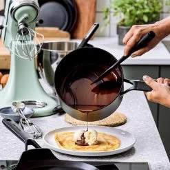 KitchenAid Steelpan Classic Forged - ø 20 Cm / 3.1 Liter - Keramische Anti-aanbaklaag 6 KitchenAid Steelpan Classic Forged - ø 20 Cm / 3.1 Liter - Keramische Anti-aanbaklaag -Keukenbenodigdheden Winkel 81QE255Mf6L. AC SL1500