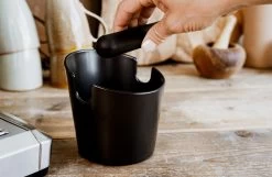 Jay Hill Uitklopbak Koffie Espresso Zwart -Keukenbenodigdheden Winkel 8720364451127 1