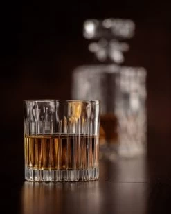 Cookinglife Whiskey Glazen / Cocktailglazen / Waterglazen Moville - 320 Ml - 4 Stuks 9 Cookinglife Whiskey Glazen / Cocktailglazen / Waterglazen Moville - 320 Ml - 4 Stuks -Keukenbenodigdheden Winkel 8720364452506 3