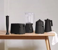 Alessi Staafmixer Plissé - 2 Standen - Zwart - Michele De Lucchi - MDL10 B 7 Alessi Staafmixer Plissé - 2 Standen - Zwart - Michele De Lucchi - MDL10 B -Keukenbenodigdheden Winkel Alessi Plisse MDL06 07 08 09 10 B A4 3500pxl 6