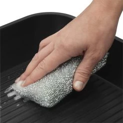 Blackwell Pannensponsje Zilver 5 Blackwell Pannensponsje Zilver -Keukenbenodigdheden Winkel Blackwell Pannensponsje Zilver in gebruik 2