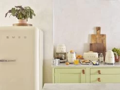SMEG Citruspers - Elektrisch - Creme - CJF11CREU 15 SMEG Citruspers - Elektrisch - Creme - CJF11CREU -Keukenbenodigdheden Winkel CJF01CREU L16