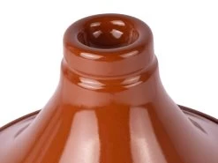 Cookinglife Tajine Regas - Aardewerk - Terracotta - ø 32 Cm / 3 Liter 10 Cookinglife Tajine Regas - Aardewerk - Terracotta - ø 32 Cm / 3 Liter -Keukenbenodigdheden Winkel Detail Rode Tajine