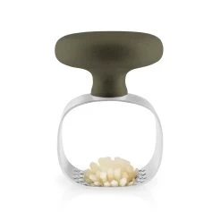 Eva Solo Knoflookpers Green Tools 5 Eva Solo Knoflookpers Green Tools -Keukenbenodigdheden Winkel Eva Solo Green Tool Knoblauchpresse mit Knoblauch