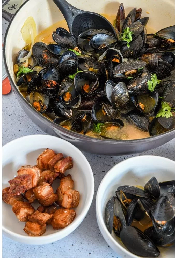 Saveur Selects Hapjespan Voyage - Rabbit Grey - ø 30 Cm / 4.2 Liter - Geëmailleerde Anti-aanbaklaag 2 Saveur Selects Hapjespan Voyage - Rabbit Grey - ø 30 Cm / 4.2 Liter - Geëmailleerde Anti-aanbaklaag - Afbeelding 2