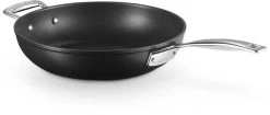 Le Creuset Sauteerpan Les Forgées TNS - ø 26 Cm / 2.7 Liter - Standaard Anti-aanbaklaag -Keukenbenodigdheden Winkel LC 20190624 ZS PS FS 51101260010202 005 1