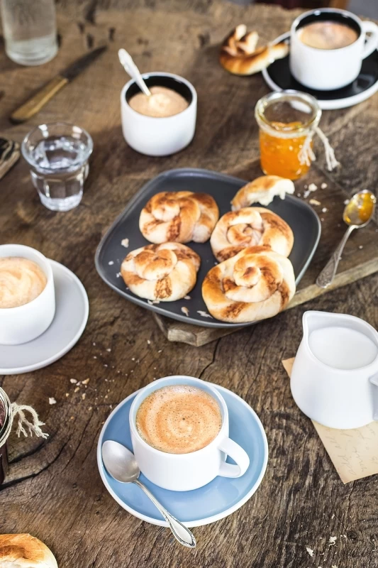 Maxwell & Williams Kop En Schotel Tint Blauw 100 Ml 2 Maxwell & Williams Kop En Schotel Tint Blauw 100 Ml - Afbeelding 2