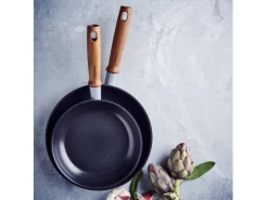 GreenPan Pannenset Met Keukenhulpjes Mayflower Pro - 4 Delige Set -Keukenbenodigdheden Winkel Productafbeeldingen CL 2023 03 08T120721.294 1