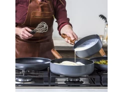 GreenPan Pannenset Met Keukenhulpjes Mayflower Pro - 4 Delige Set -Keukenbenodigdheden Winkel Productafbeeldingen CL 2023 03 08T145431.830