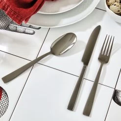 Sambonet Bestekset Flat - Zwart - 36 Delig / 6 Personen 6 Sambonet Bestekset Flat - Zwart - 36 Delig / 6 Personen -Keukenbenodigdheden Winkel Sambonet Bestekset Flat Zwart 36 Delig