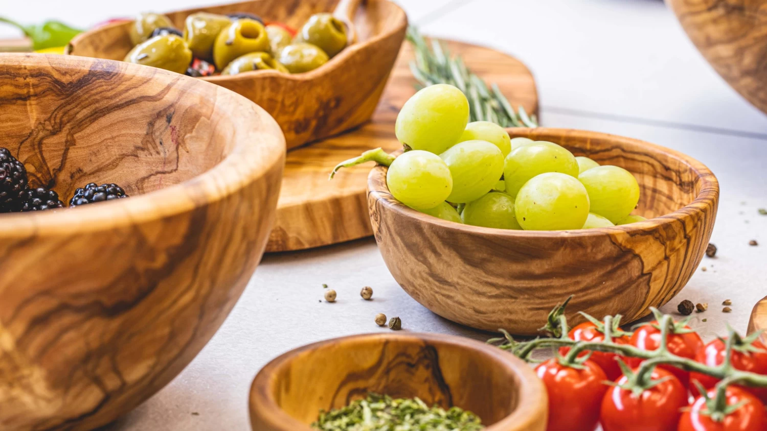 Jay Hill Serveerplank Tunea - Olijfhout - Ovaal - 31 X 16 Cm 2 Jay Hill Serveerplank Tunea - Olijfhout - Ovaal - 31 X 16 Cm - Afbeelding 2