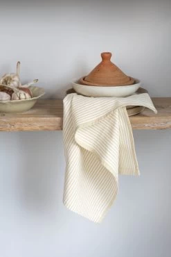 Walra Theedoek Superior Dry Cloth Geel 50 X 70 Cm 7 Walra Theedoek Superior Dry Cloth Geel 50 X 70 Cm -Keukenbenodigdheden Winkel WALRA TT SUPERIORDRYCLOTH 50X70 YELLOW SF original scaled 1