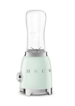 SMEG Smoothie Blender - Compact - Watergroen - 600 Ml - PBF01PGEU 11 SMEG Smoothie Blender - Compact - Watergroen - 600 Ml - PBF01PGEU -Keukenbenodigdheden Winkel WEB PBF01PGEU 6.jpg
