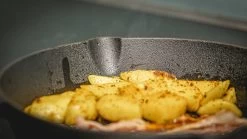 Blackwell Koekenpan - Gietijzer - ø 25 Cm - Zonder Anti-aanbaklaag -Keukenbenodigdheden Winkel jh gietijzer 1 7 1