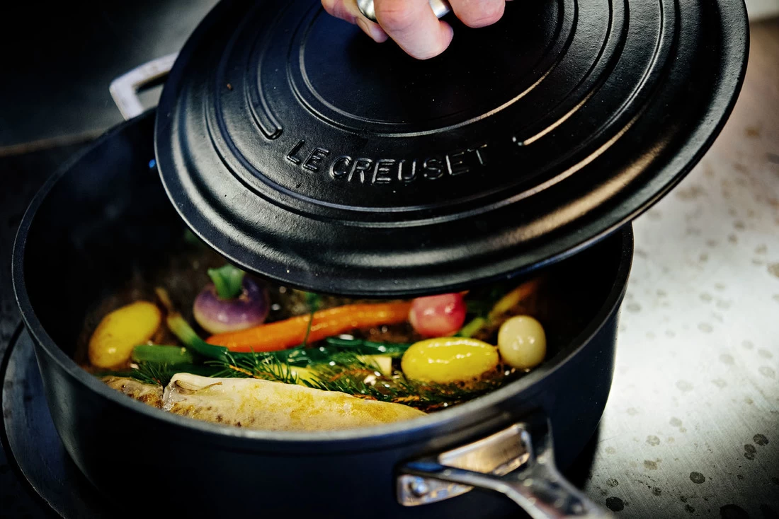 Le Creuset Hapjespan Les Forgées TNS - ø 26 Cm / 4 Liter - Standaard Anti-aanbaklaag 3 Le Creuset Hapjespan Les Forgées TNS - ø 26 Cm / 4 Liter - Standaard Anti-aanbaklaag - Afbeelding 3