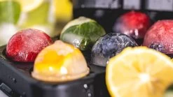 Sareva IJsblokjesvorm - 6 Ronde Ijsbollen - Siliconen - Easy Release - Herbruikbaar -Keukenbenodigdheden Winkel sereva ijs sfeer 24