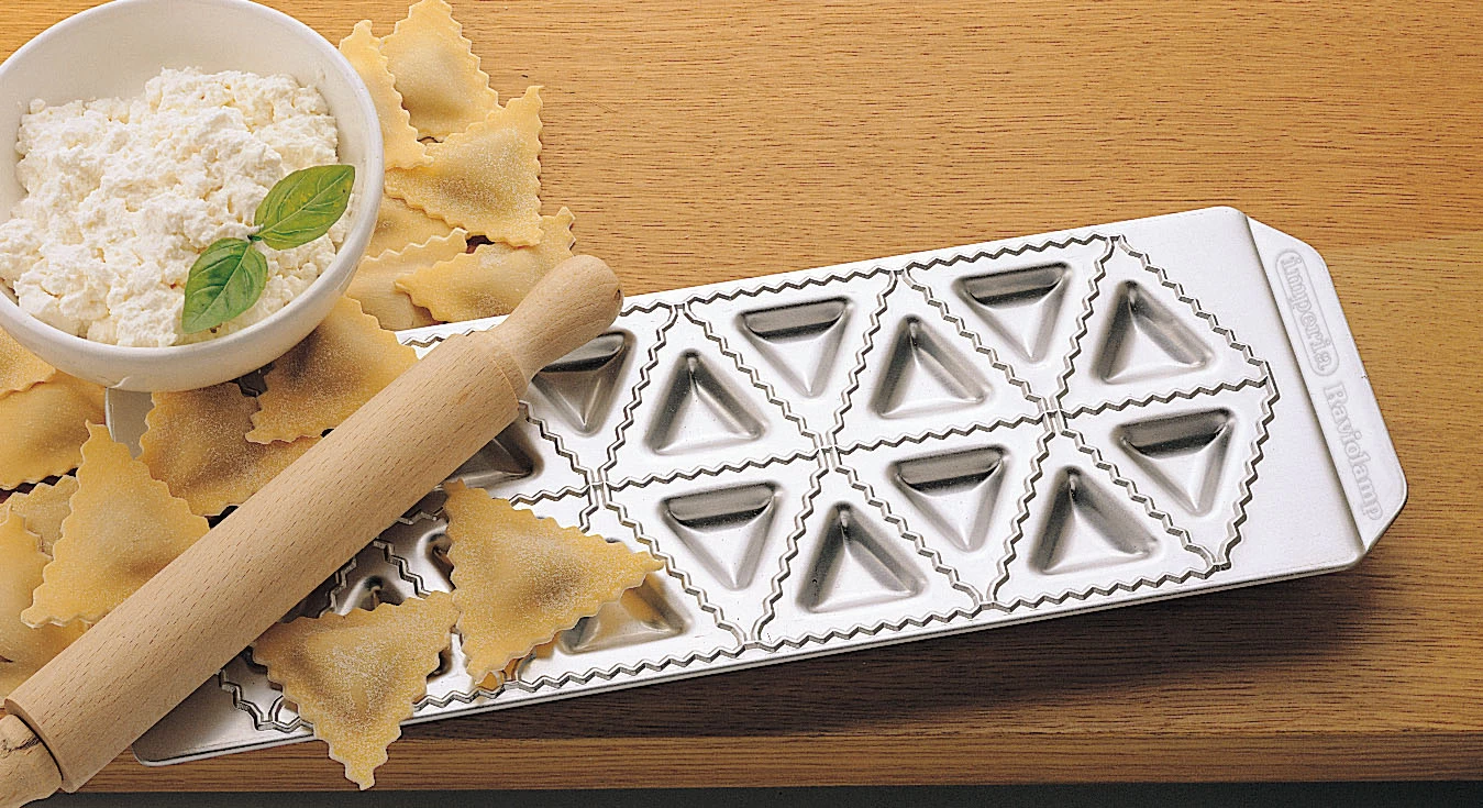 Imperia Ravioli Maker Met Deegroller 18 Vaks 2 Imperia Ravioli Maker Met Deegroller 18 Vaks - Afbeelding 2